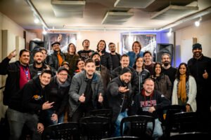 Palestrantes e participantes da Masterclass Concepção Guitarra Estúdio e Escola de Música 180bpm